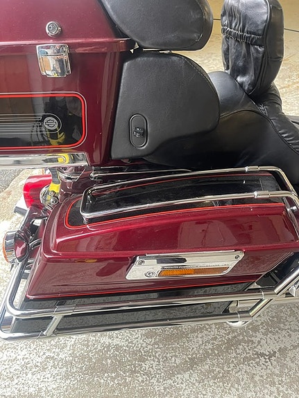 Harley-Davidson FLHTCU Ultra Classic Electra Glide 5 of 7