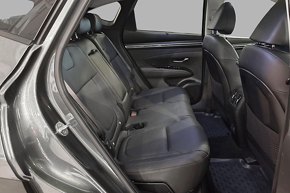 Hyundai Tucson 15 of 30