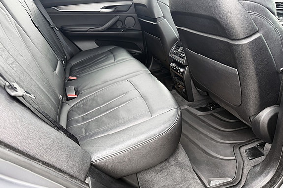 BMW X5 17 of 23