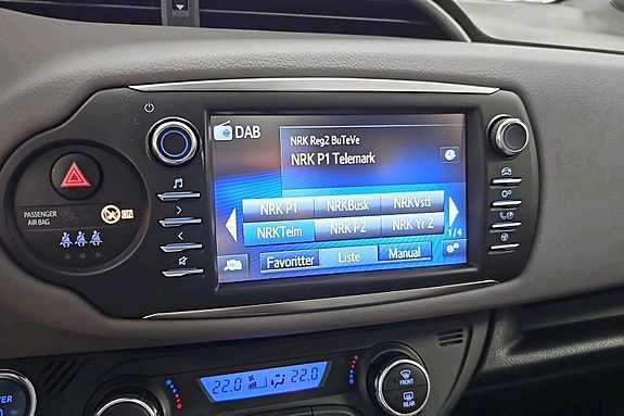 Toyota Yaris 13 of 29