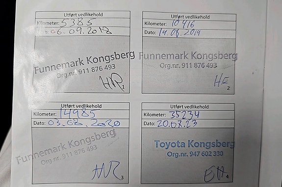 Toyota Yaris 27 of 29