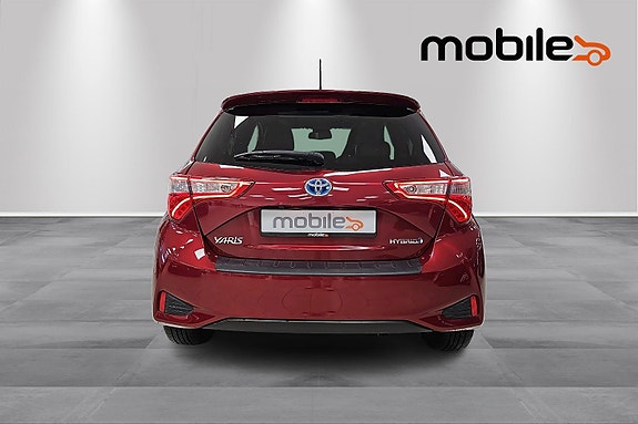Toyota Yaris 4 of 29