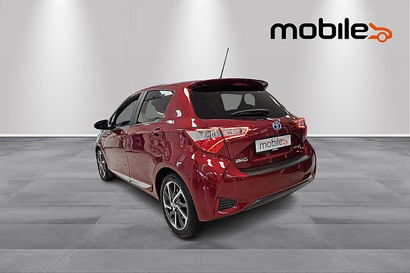 Toyota Yaris 21 of 29