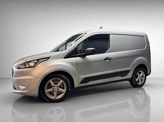 Ford Transit Connect 4 of 16
