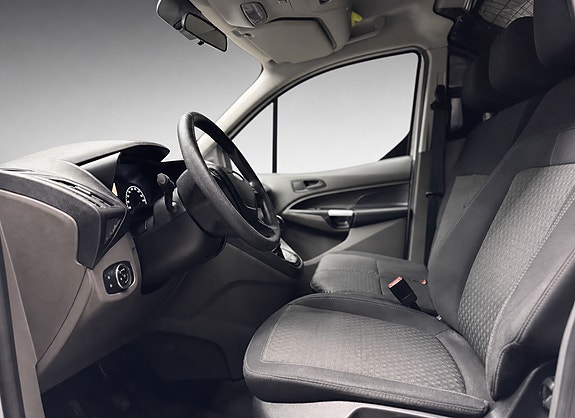 Ford Transit Connect 7 of 16