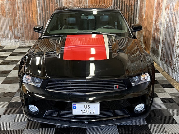 Ford Mustang 10 of 30
