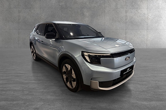 Ford Explorer 8 of 30