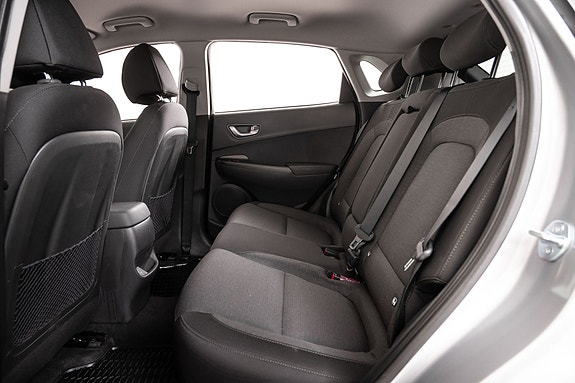 Hyundai Kona 19 of 26