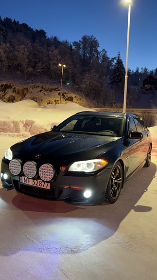 BMW 520d 8 of 14