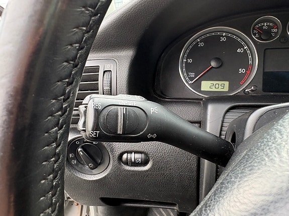 Volkswagen Passat 20 of 30