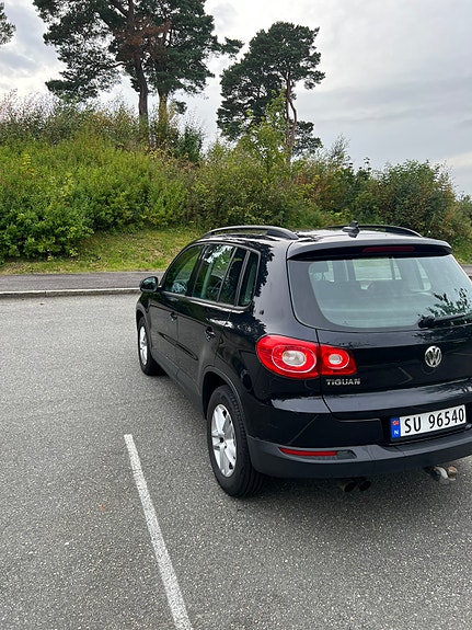 Volkswagen Tiguan 6 of 14
