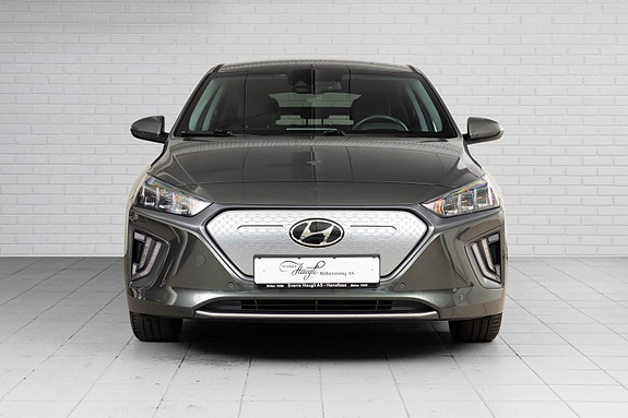 Hyundai IONIQ 3 of 29