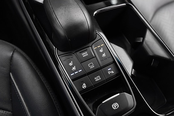 Hyundai IONIQ 18 of 29
