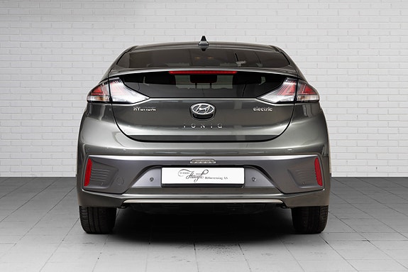 Hyundai IONIQ 7 of 29