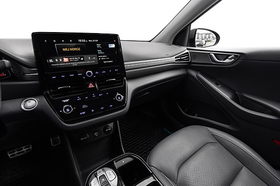 Hyundai IONIQ 12 of 29