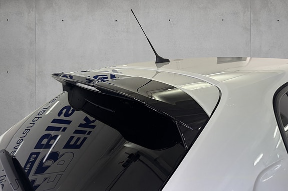 Peugeot 208 15 of 30