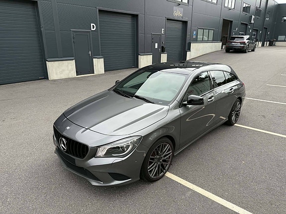 Mercedes-Benz CLA180 4 of 30