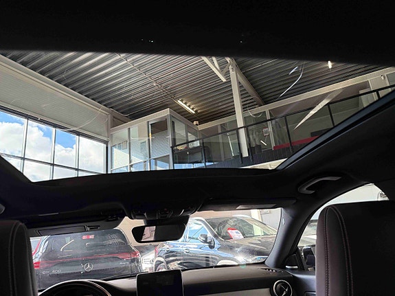 Mercedes-Benz CLA180 15 of 30