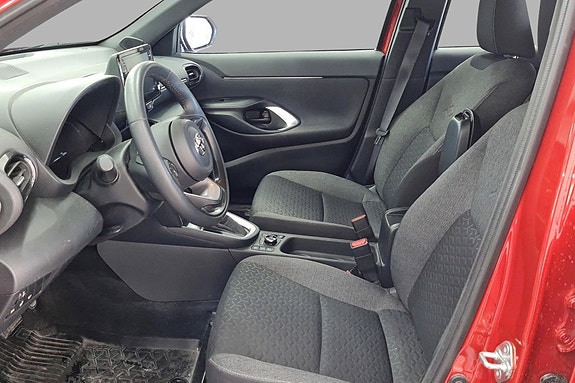 Toyota Yaris Cross 4 of 5