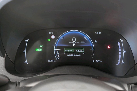 Toyota Yaris Cross 12 of 21