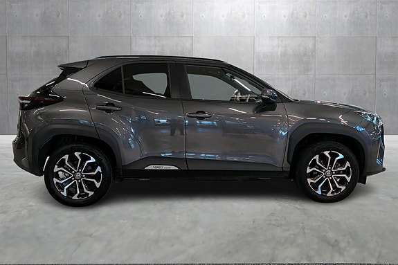 Toyota Yaris Cross 6 of 21
