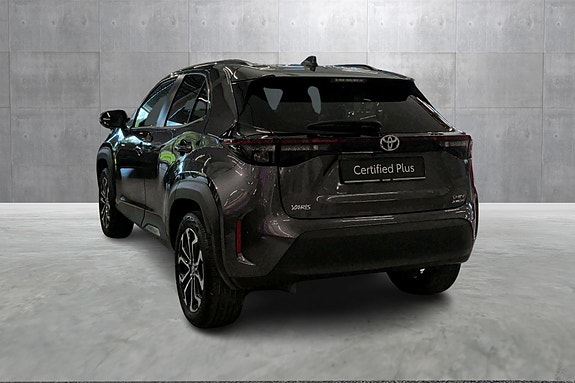 Toyota Yaris Cross 3 of 21