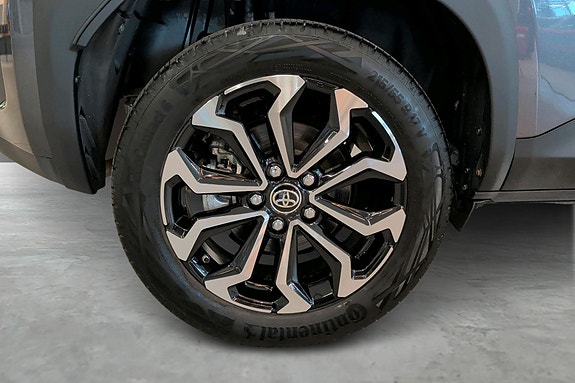 Toyota Yaris Cross 21 of 21
