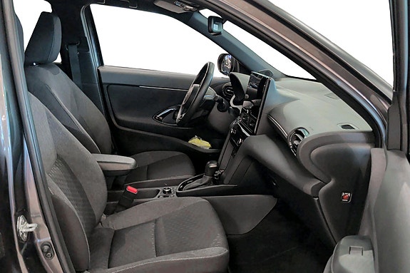 Toyota Yaris Cross 16 of 21