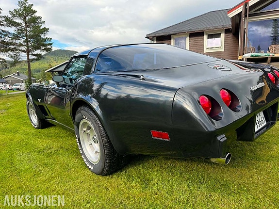 Chevrolet Corvette 6 of 23