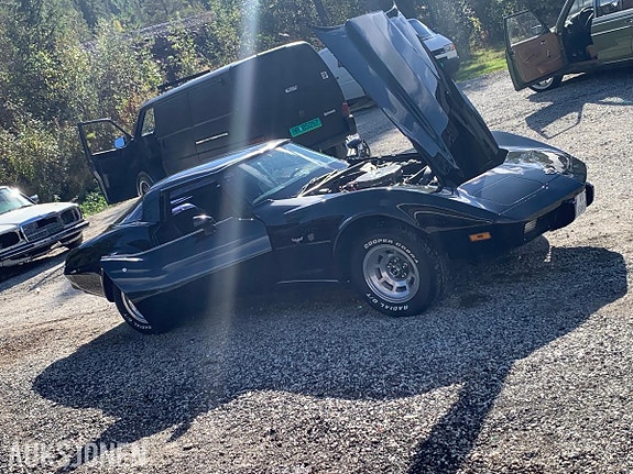 Chevrolet Corvette 15 of 23