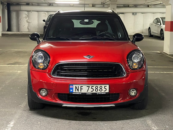 MINI Countryman Cooper D 3 of 9