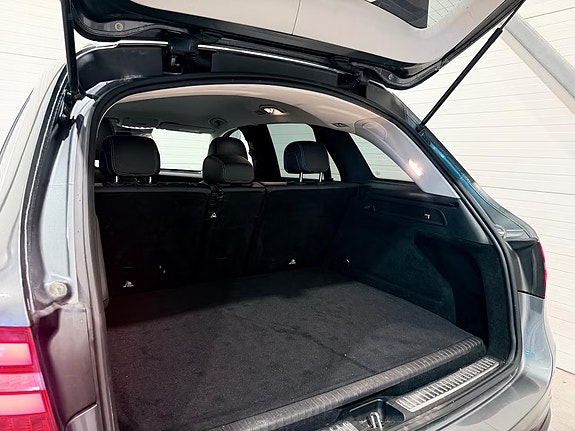 Mercedes-Benz GLC350 e 5 of 19
