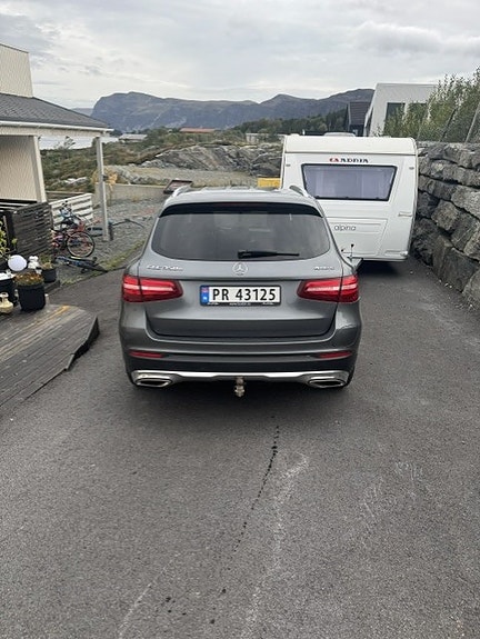 Mercedes-Benz GLC350 e 4 of 19