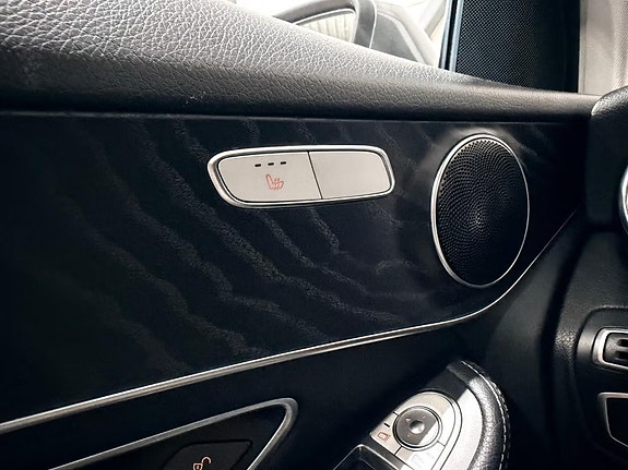 Mercedes-Benz GLC350 e 13 of 19
