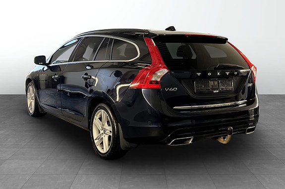 Volvo V60 2 of 13