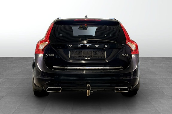 Volvo V60 4 of 13