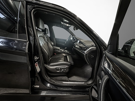 BMW X5 21 of 30