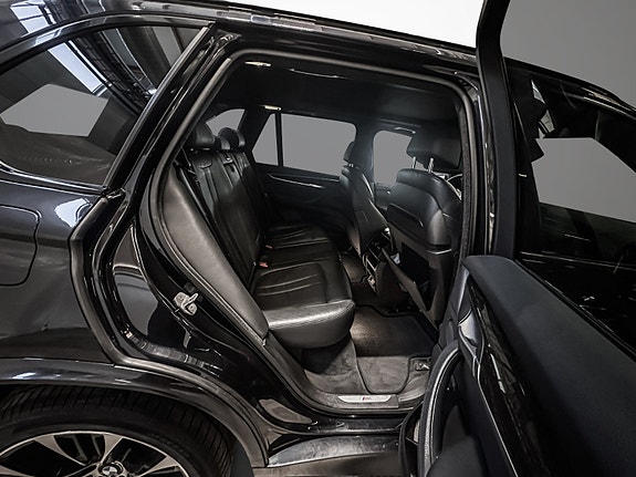 BMW X5 25 of 30