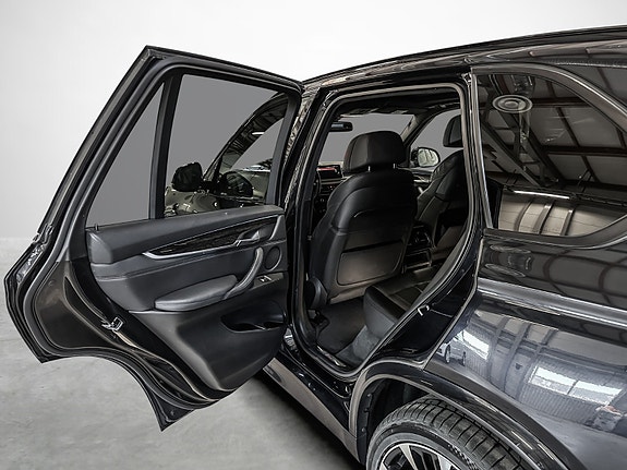 BMW X5 23 of 30