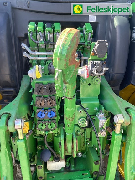 John Deere 6155R 50 KM Command Pro, auto, trac ready++ 14 of 17