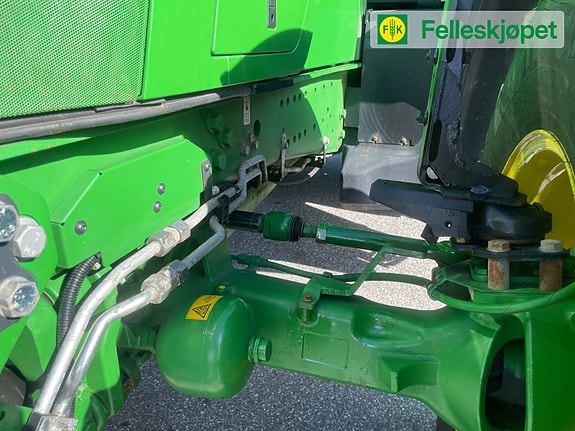 John Deere 6155R 50 KM Command Pro, auto, trac ready++ 11 of 17