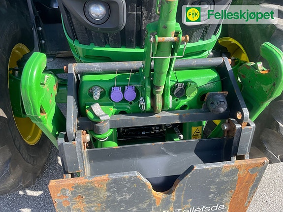 John Deere 6155R 50 KM Command Pro, auto, trac ready++ 8 of 17