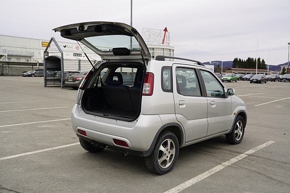 Suzuki Ignis 4 of 6