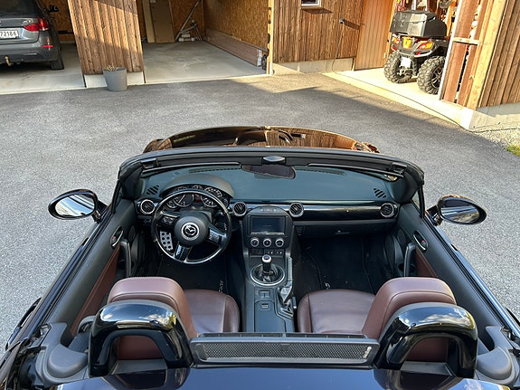 Mazda MX-5 9 of 10