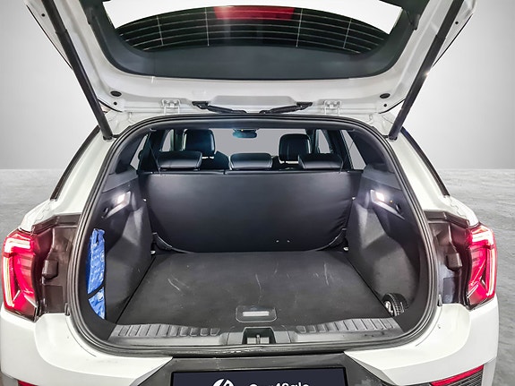 Ford Explorer 23 of 26