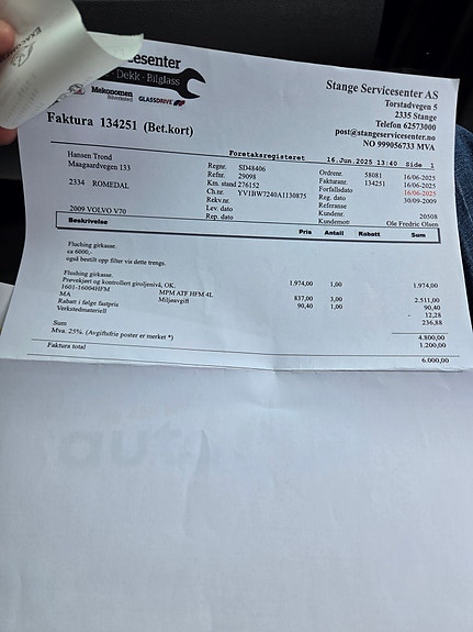 Volvo V70 25 of 27