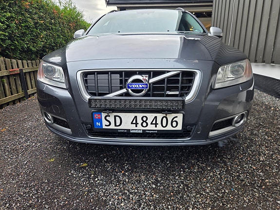 Volvo V70 4 of 27