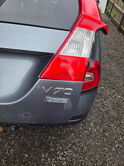 Volvo V70 14 of 27