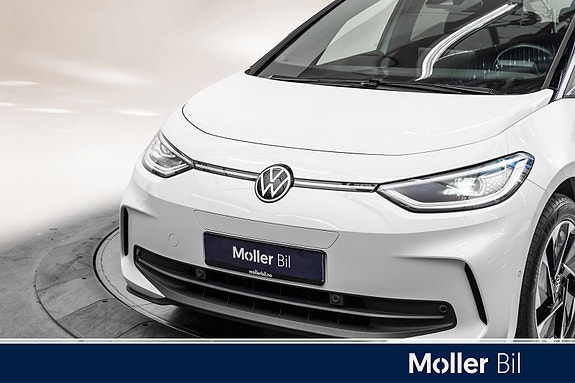 Volkswagen ID.3 2 of 24