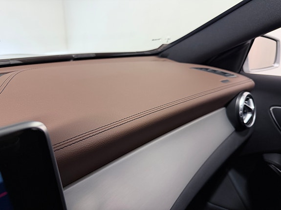 Mercedes-Benz GLA200 21 of 30